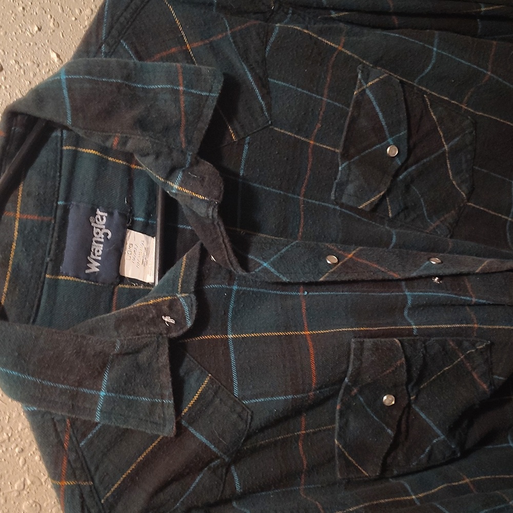 Wrangler button-up shirt